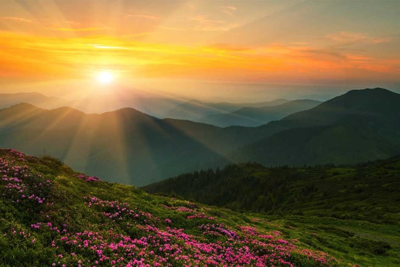 Mặt trời lặn mấy giờ​